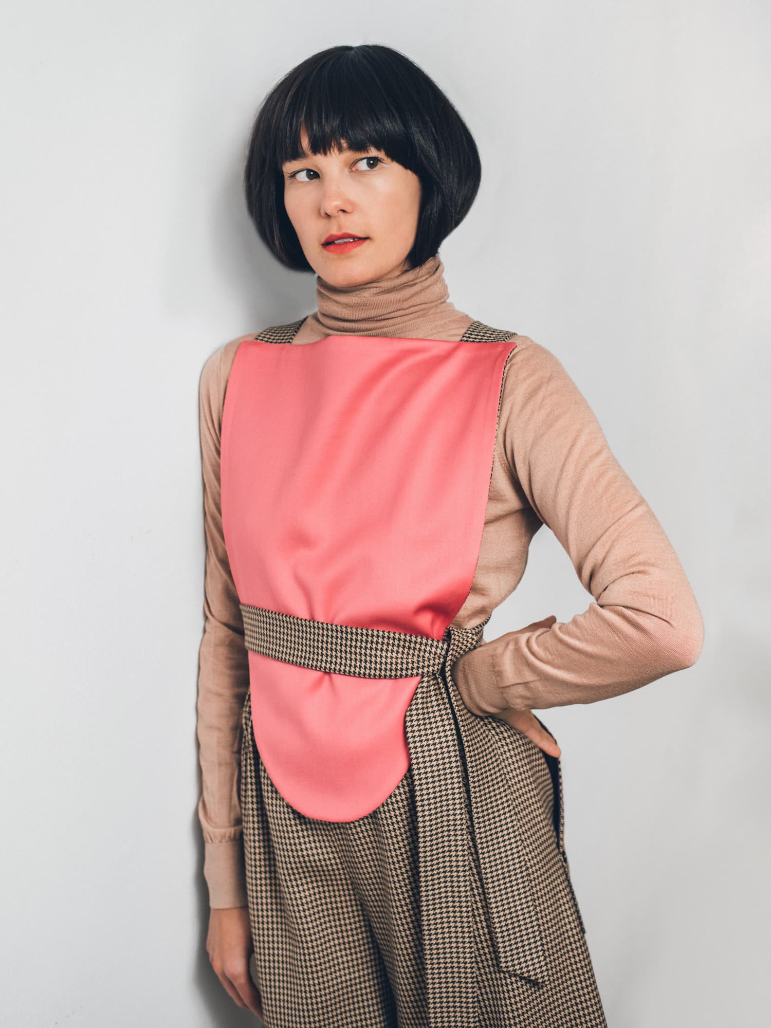 Lora (rosa/Hahnentritt) mit Hose Anica