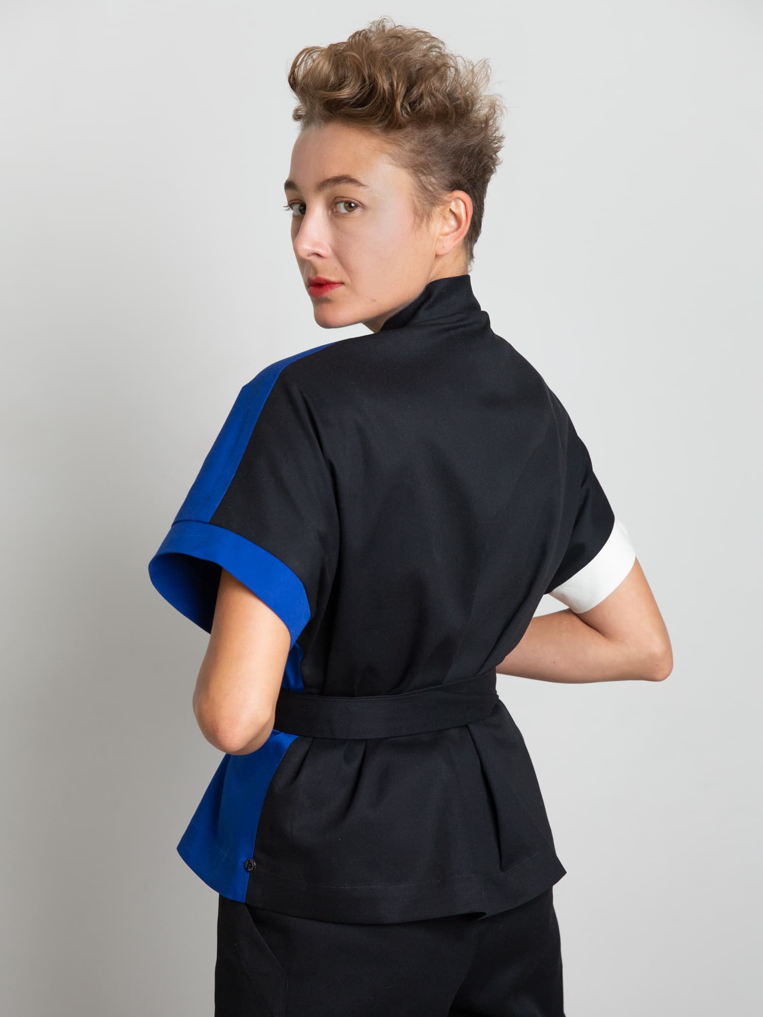 Nao (blau/weiß/schwarz)